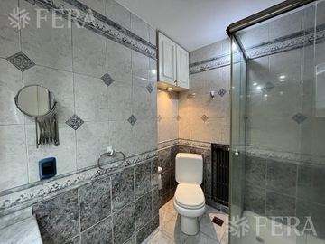 Venta departamento 4 ambientes con balcón en Wilde