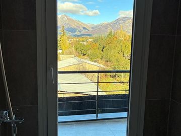 MONOAMBIENTE CON COCHERA Y TERRAZA CON VISTA AL LAGO - 30 M2