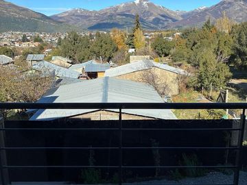 MONOAMBIENTE CON COCHERA Y TERRAZA CON VISTA AL LAGO - 30 M2