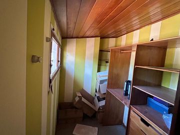 Solido Chalet 5 Amb. Para Refaccionar con Jardín y Piscina