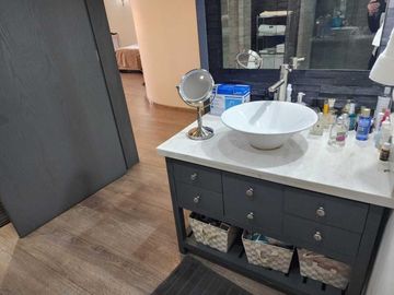 VENTA DEPARTAMENTO BOSQUES DE LASLOMAS IMPECABLE (R)
