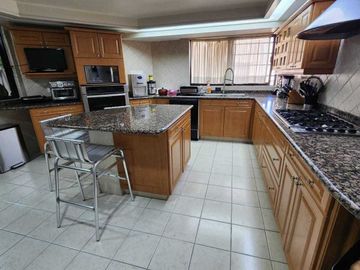 VENTA DEPARTAMENTO BOSQUES DE LASLOMAS IMPECABLE (R)
