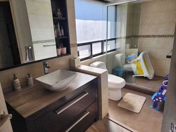 VENTA DEPARTAMENTO BOSQUES DE LASLOMAS IMPECABLE (R)