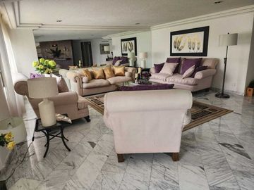 VENTA  DEPARTAMENTO BOSQUES DE LAS LOMAS [R]