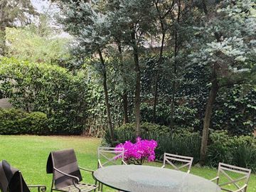 Venta exclusiva casa en condominio Bosques de las Lomas (R)