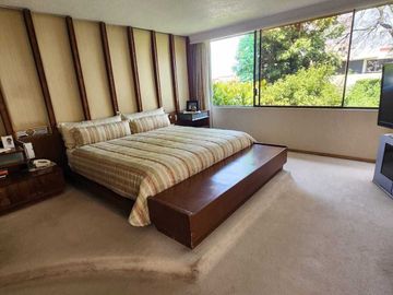 Excelente Casa en Venta Bosques de las Lomas (R)