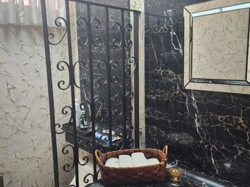 Excelente Casa en Venta Bosques de las Lomas (R)