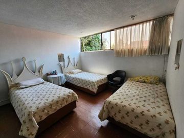 Excelente Casa en Venta Bosques de las Lomas (R)