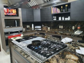 LA PUNTA, BOSQUES DE LAS LOMAS ESPECTACULAR CASA EN VENTA (R)