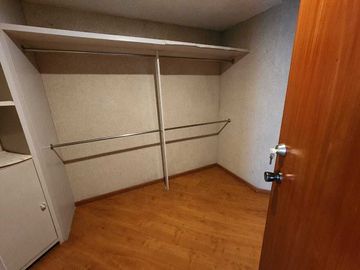 VENTA  DEPARTAMENTO BOSQUES DE LAS LOMAS (R)