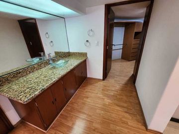 VENTA  DEPARTAMENTO BOSQUES DE LAS LOMAS (R)