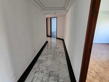 VENTA  DEPARTAMENTO BOSQUES DE LAS LOMAS (R)