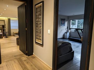 Venta super departamento remodelado Bosques de las Lomas (R)