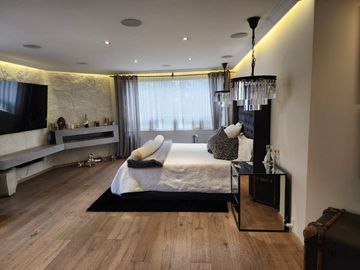Venta super departamento remodelado Bosques de las Lomas (R)