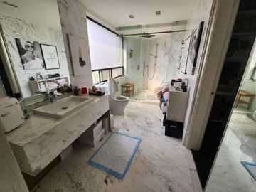 Venta super departamento remodelado Bosques de las Lomas (R)