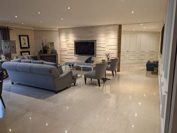 Venta super departamento remodelado Bosques de las Lomas (R)
