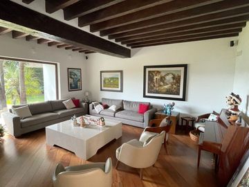 Exclusiva Residencia de Lujo en Lomas Hipodromo (B)