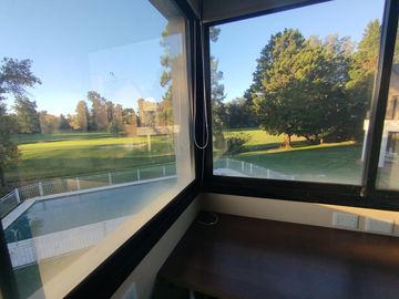 Opotunidad unica, Casa/Quincho en uno de los mejores y mas amplios lotes sobre Golf