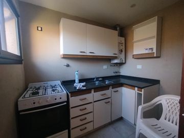 Opotunidad unica, Casa/Quincho en uno de los mejores y mas amplios lotes sobre Golf