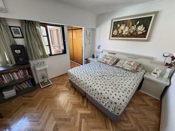 Casa tipo duplex en Barrio Naon