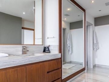 Excelente departamento en venta , Torre Altus, Bosques de las  Lomas (E)