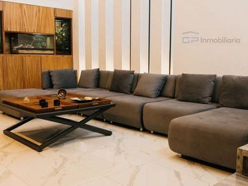 RESIDENCIA EN VENTA EN LAS CAÑADAS