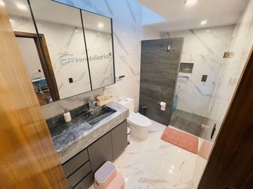RESIDENCIA EN VENTA EN LAS CAÑADAS