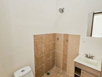 Casa · Baronia Residencial · Av Kabah con Av Los Tules · 2 Recámaras