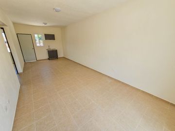 Casa · Baronia Residencial · Av Kabah con Av Los Tules · 2 Recámaras