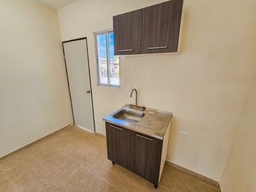 Casa · Baronia Residencial · Av Kabah con Av Los Tules · 2 Recámaras