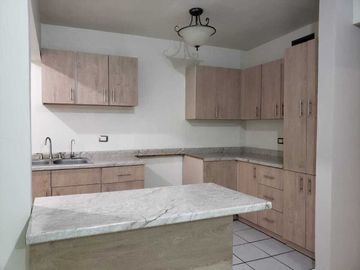 CASA EN VENTA AL NORTE