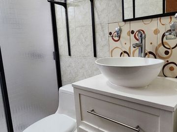 CASA EN VENTA AL NORTE