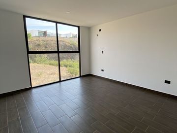 CASA LISTA PARA TÍ EN LOMAS II , DISEÑO Y COMODIDAD A 5 MIN DE SONATA