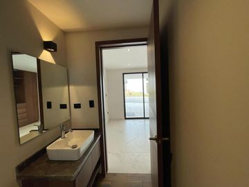 CASA LISTA PARA TÍ EN LOMAS II , DISEÑO Y COMODIDAD A 5 MIN DE SONATA