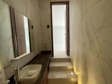 CASA LISTA PARA TÍ EN LOMAS II , DISEÑO Y COMODIDAD A 5 MIN DE SONATA