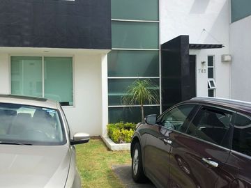 Venta de casa en Altozano