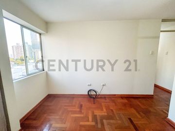 VENTA DE DUPLEX 145M2 CON TERRAZA EN MAGDALENA