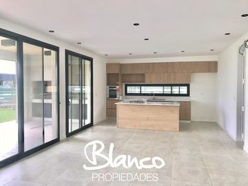 Casa en Venta en Puertos, Escobar, G.B.A. Zona Norte, Argentina