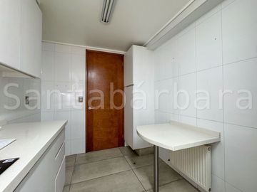 Departamento en Venta-3 dormitorios 2 baños Vitacura