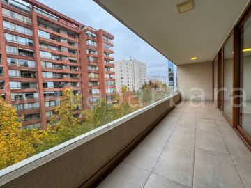 Departamento en Venta-3 dormitorios 2 baños Vitacura