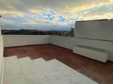 ES CASA EN VENTA EN RESIDENCIAL LAGO ESMERALDA