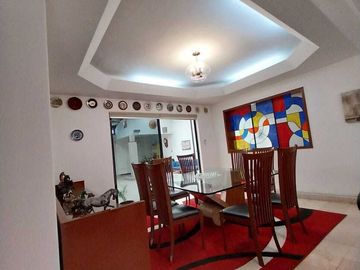 CC BAJÓ DE PRECIO!!! VENTA DE HERMOSA Y AMPLIA CASA, SANTA CATARINA, COYOACÁN