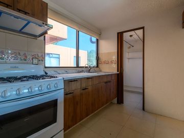 Venta de departamento en Coyoacán, CDMX | Cerca de UAM Xochimilco y Periférico.
