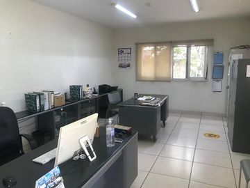 INDUSTRIAL BODEGA VENTA LOMAS DEL CUATRO