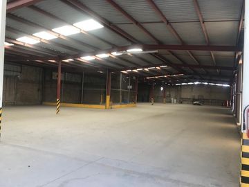 INDUSTRIAL BODEGA VENTA LOMAS DEL CUATRO