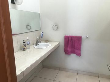 INDUSTRIAL BODEGA VENTA LOMAS DEL CUATRO