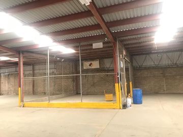 INDUSTRIAL BODEGA VENTA LOMAS DEL CUATRO