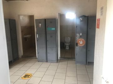 INDUSTRIAL BODEGA VENTA LOMAS DEL CUATRO