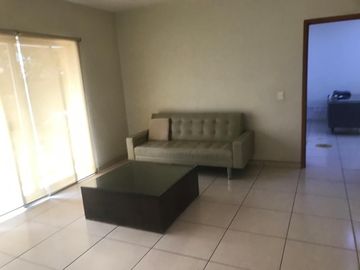 INDUSTRIAL BODEGA VENTA LOMAS DEL CUATRO