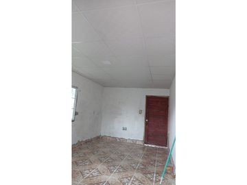 CASA EN SANTA ISABEL DE LAS TABLAS